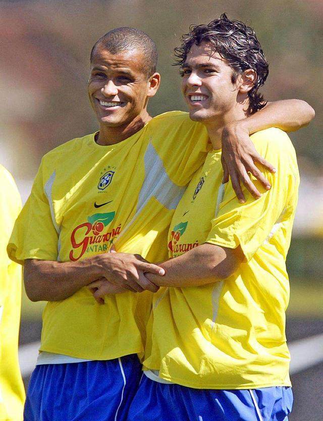 而张琳艳则 而张琳艳则